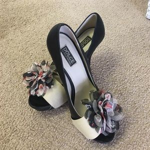 Lady shoes size 8 Dolce